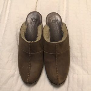 UGG CLOGS  KASSI SHOES MULES